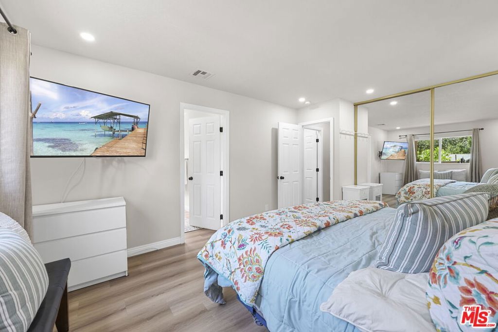 Image 18 of property listing at 640 Foreston Drive, Acton, CA 93510