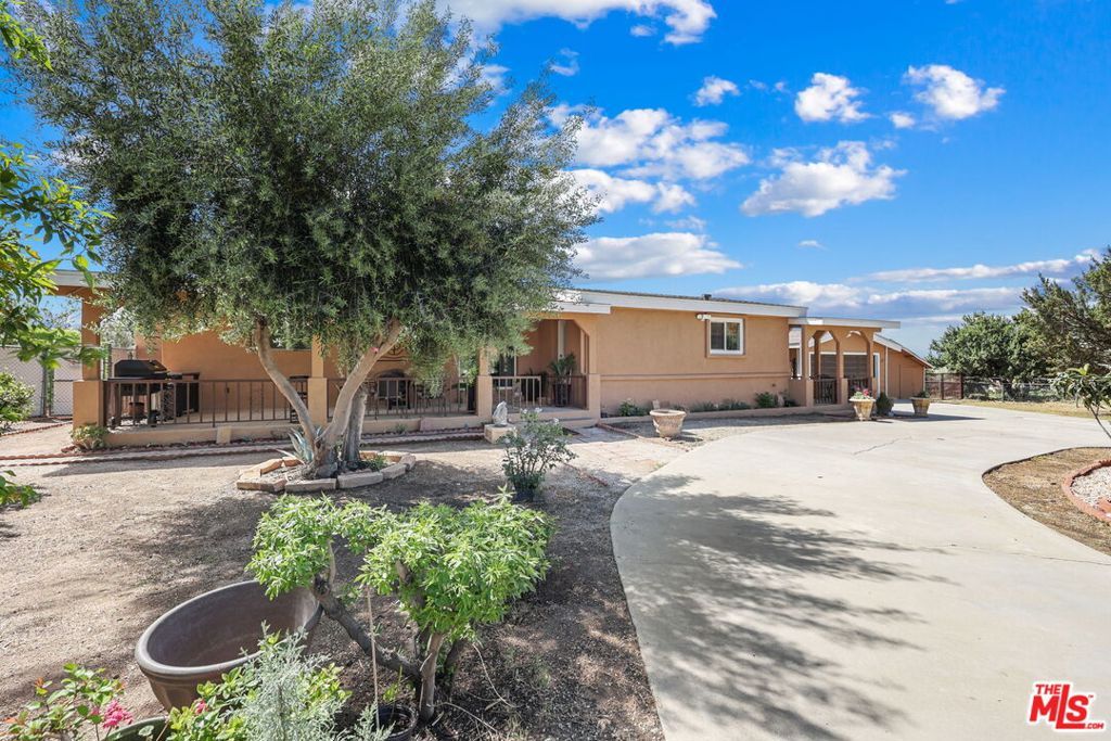 Image 26 of property listing at 640 Foreston Drive, Acton, CA 93510
