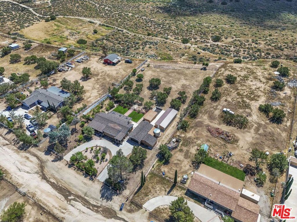 Image 39 of property listing at 640 Foreston Drive, Acton, CA 93510