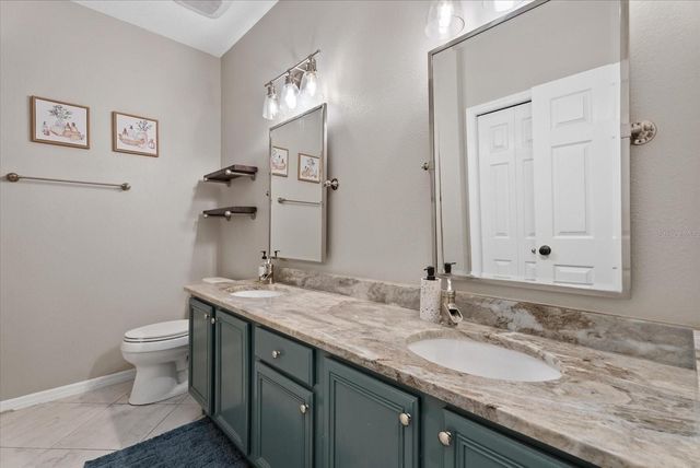 9145 HIGHLAND RIDGE WAY, Tampa, FL 33647