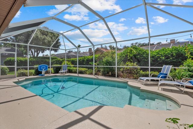 9145 HIGHLAND RIDGE WAY, Tampa, FL 33647