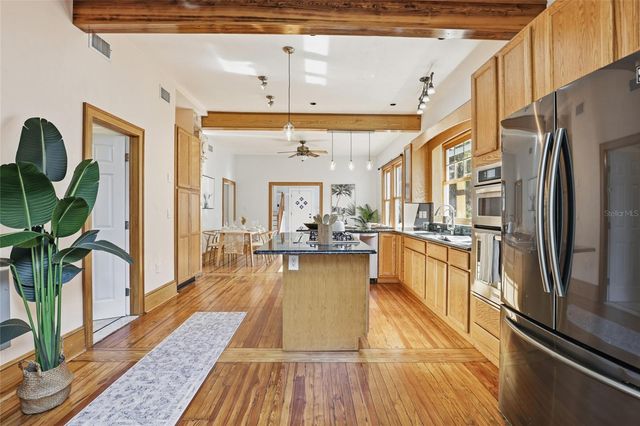 216 NE 6TH STREET, Gainesville, FL 32601