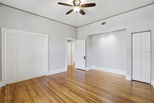 216 NE 6TH STREET, Gainesville, FL 32601