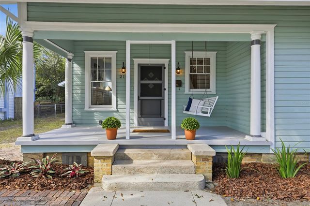 216 NE 6TH STREET, Gainesville, FL 32601