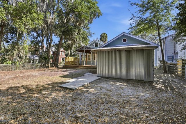 216 NE 6TH STREET, Gainesville, FL 32601
