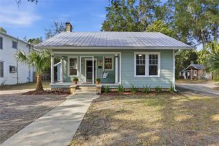 216 NE 6TH STREET, Gainesville, FL 32601