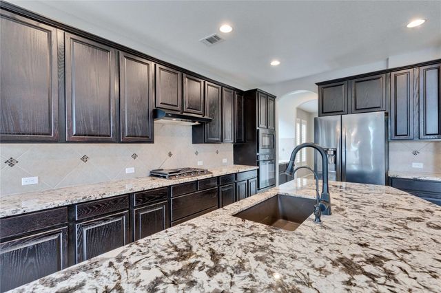 208 Norcia LOOP, Liberty Hill, TX 78642
