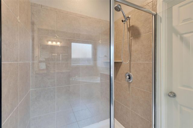 208 Norcia LOOP, Liberty Hill, TX 78642