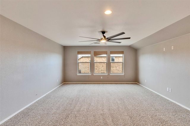 208 Norcia LOOP, Liberty Hill, TX 78642