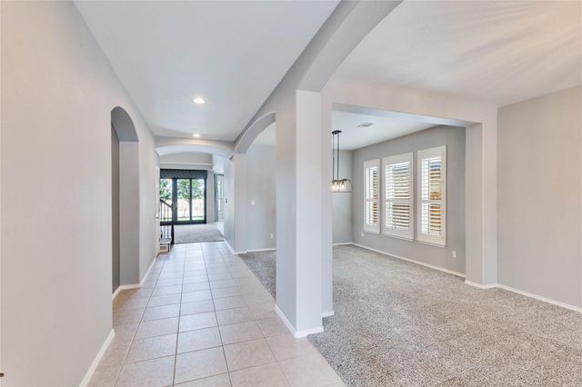 208 Norcia LOOP, Liberty Hill, TX 78642