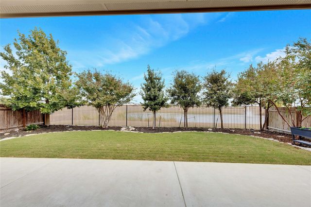 208 Norcia LOOP, Liberty Hill, TX 78642