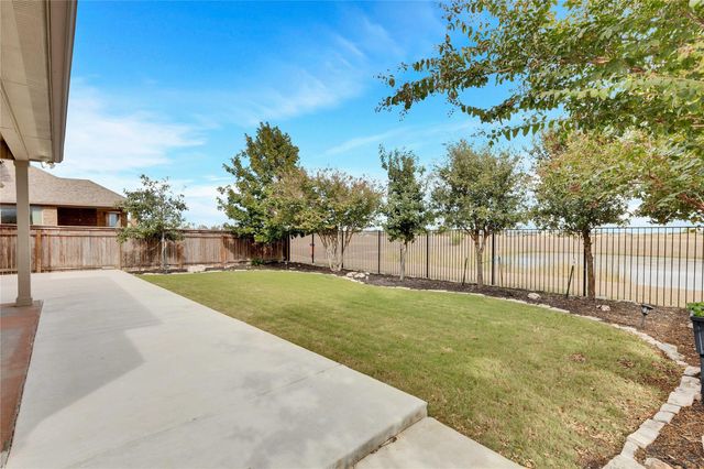 208 Norcia LOOP, Liberty Hill, TX 78642