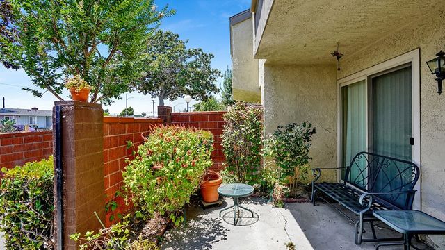 1013 W Orangewood, Anaheim, CA 92802
