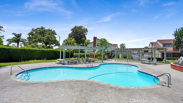 1013 W Orangewood, Anaheim, CA 92802