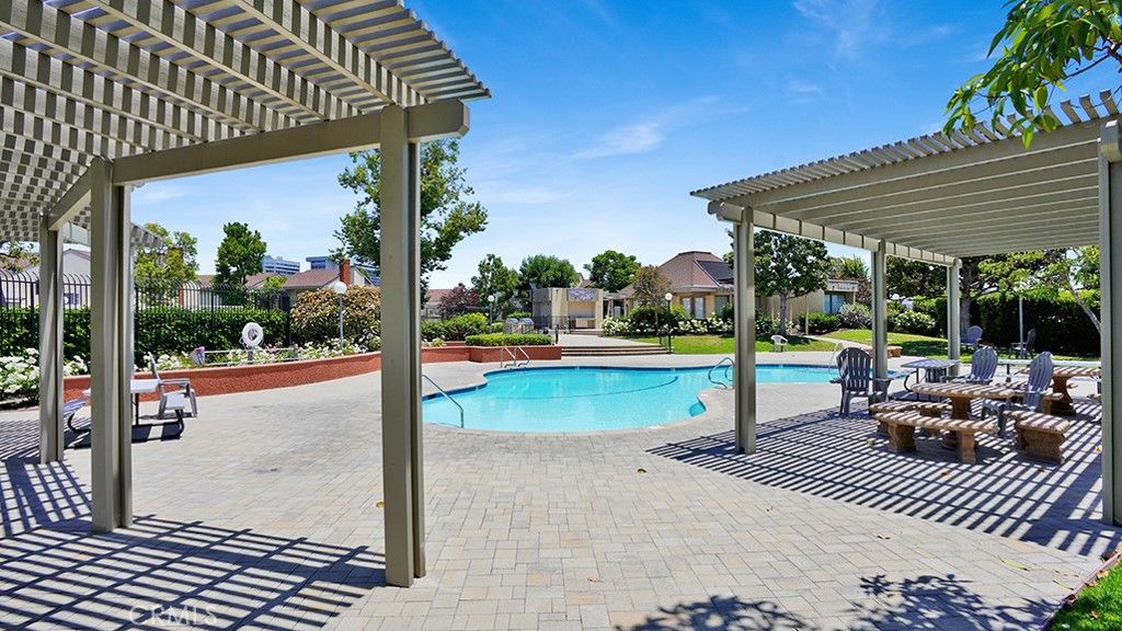 Image 23 of property listing at 1013 W Orangewood, Anaheim, CA 92802