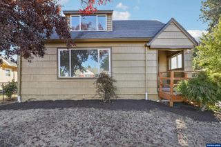 2244 4th St NE, Salem, OR 97301