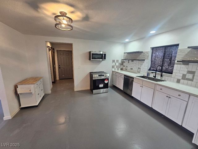 870 Second Street, Pahrump, NV 89048