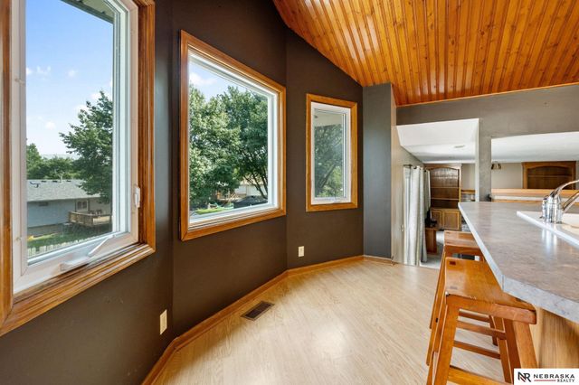 3613 S 155th Street, Omaha, NE 68144