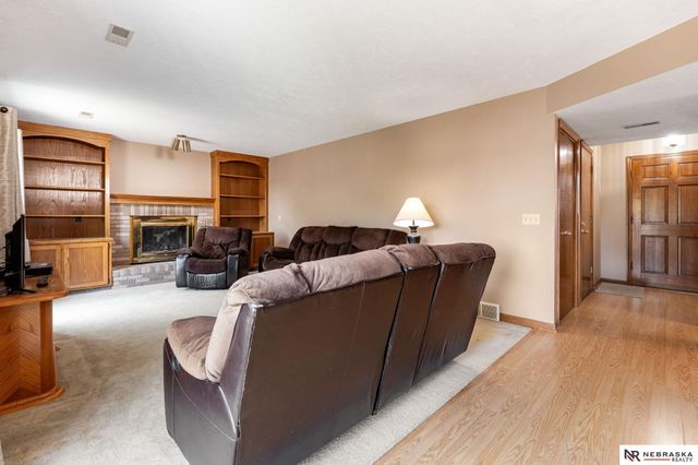 3613 S 155th Street, Omaha, NE 68144