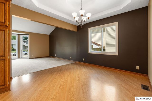 3613 S 155th Street, Omaha, NE 68144