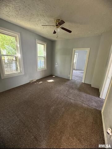428 7th Street, Moline, IL 61265