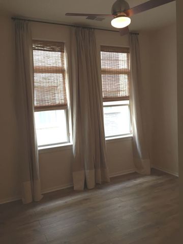 2935 N Clybourn Avenue 301, Chicago, IL 60618