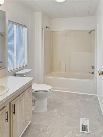 3800 W Wilson 18, Banning, CA 92220