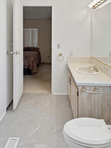3800 W Wilson 18, Banning, CA 92220