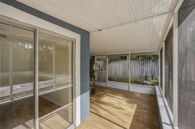 1318 NE 14TH STREET, Gainesville, FL 32601