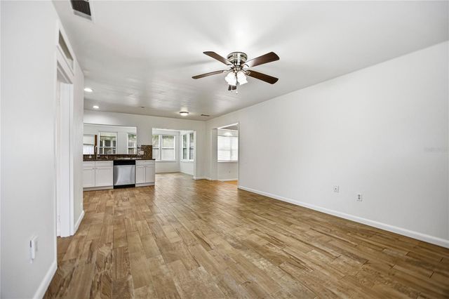 1318 NE 14TH STREET, Gainesville, FL 32601