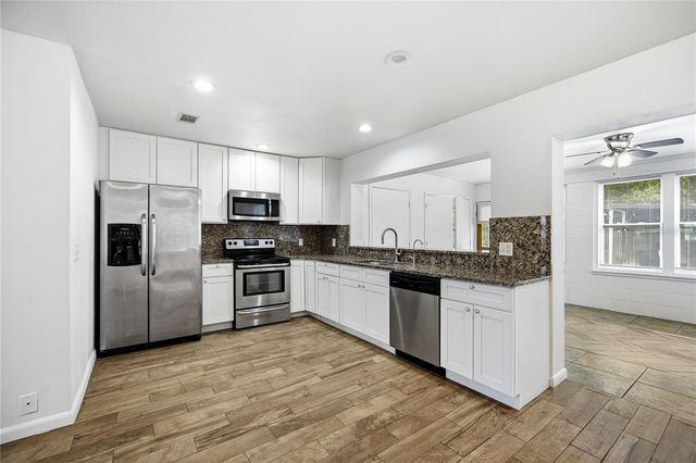 1318 NE 14TH STREET, Gainesville, FL 32601