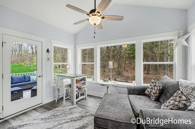 69 Blue Violet Lane NE, Comstock Park, MI 49321