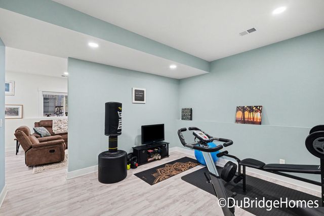 69 Blue Violet Lane NE, Comstock Park, MI 49321