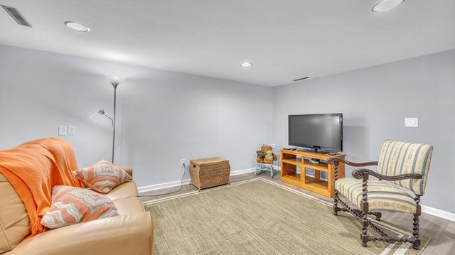 650 Dartmouth DRIVE, Sheboygan Falls, WI 53085