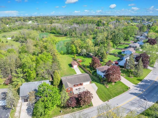 650 Dartmouth DRIVE, Sheboygan Falls, WI 53085