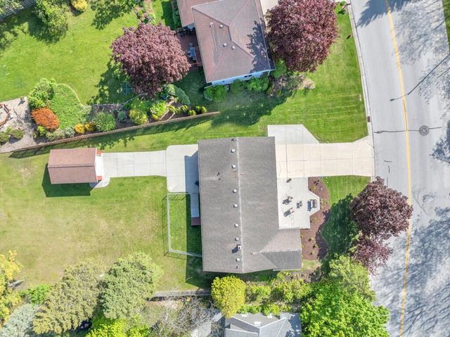 650 Dartmouth DRIVE, Sheboygan Falls, WI 53085