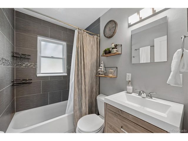 4631 S Bannock St, Englewood, CO 80110