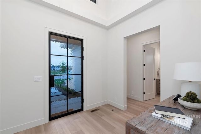 9989 W Bouvardia St, Star, ID 83669