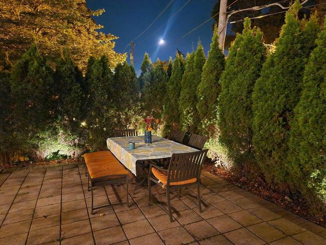 7200 W Locust STREET, Milwaukee, WI 53210