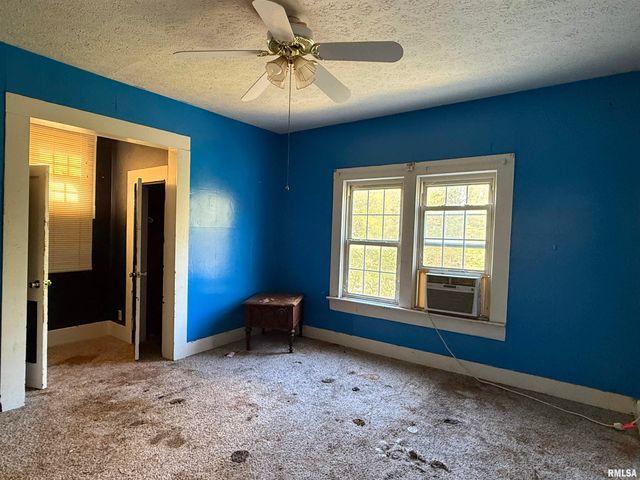 1020 SIMMONS Street, Metropolis, IL 62960