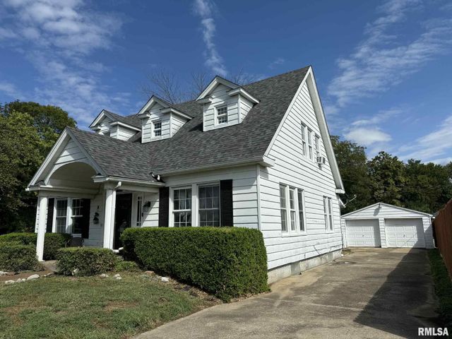 1020 SIMMONS Street, Metropolis, IL 62960