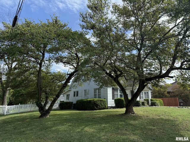 1020 SIMMONS Street, Metropolis, IL 62960