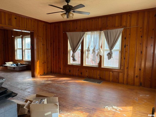 1020 SIMMONS Street, Metropolis, IL 62960