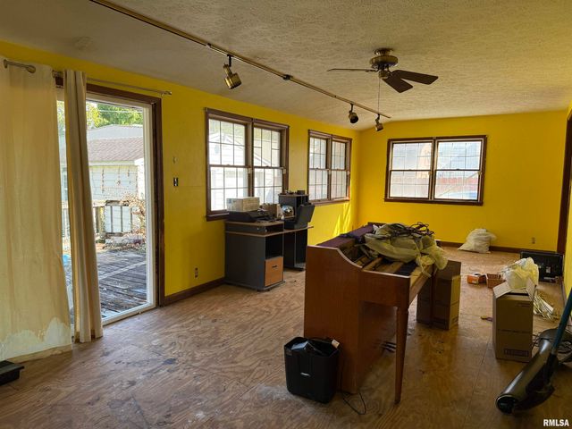 1020 SIMMONS Street, Metropolis, IL 62960