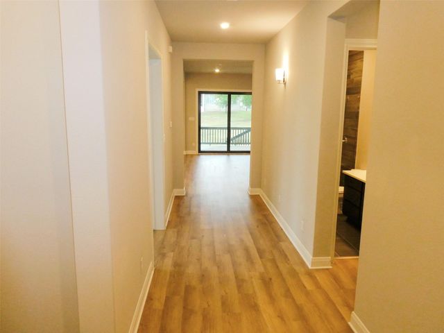 116 MERLIN CT, Cedar Creek, TX 78612
