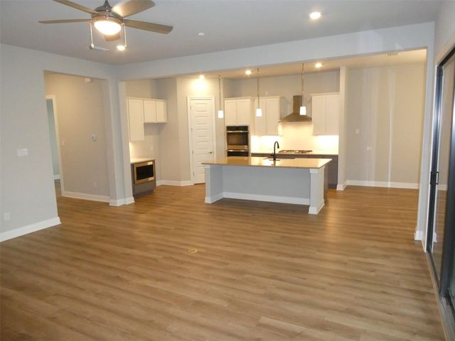 116 MERLIN CT, Cedar Creek, TX 78612