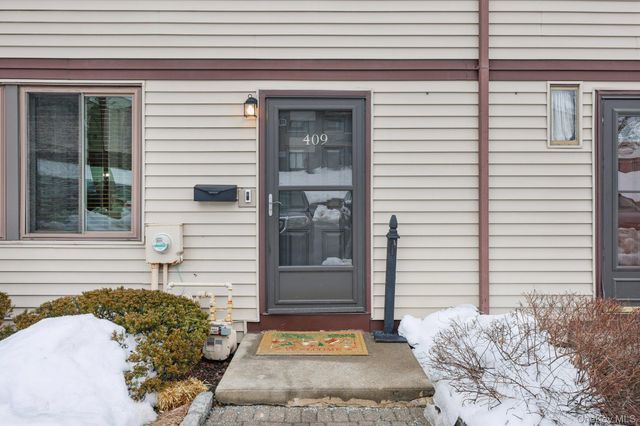 409 Country Club Lane, Pomona, NY 10970