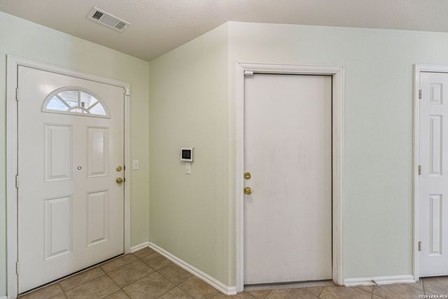 10319 Grand Club, San Antonio, TX 78239