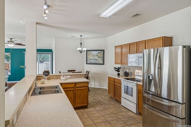 10319 Grand Club, San Antonio, TX 78239