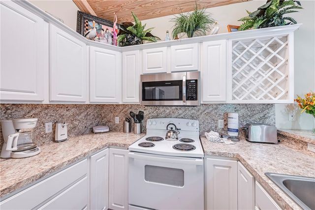 2212 State Highway 361 102, Port Aransas, TX 78373
